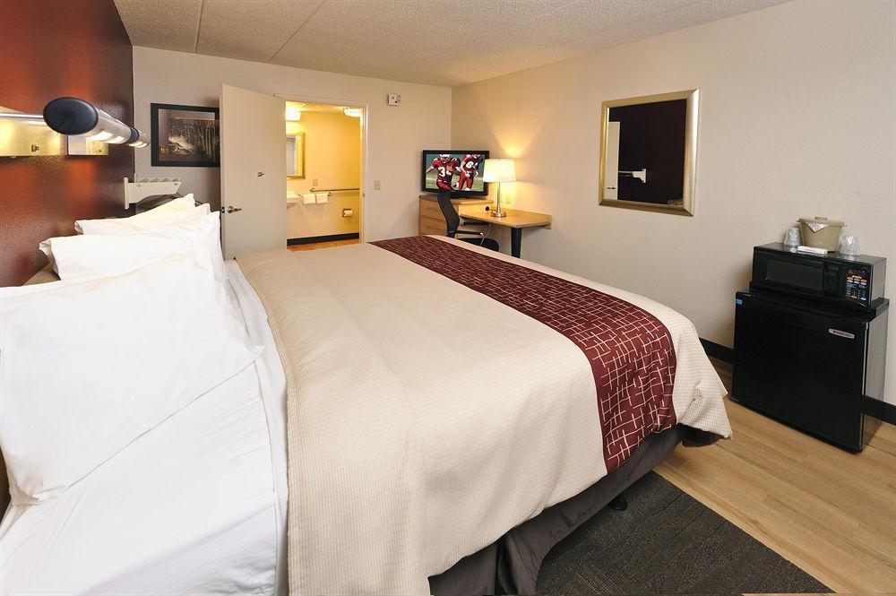 Red Roof Inn Virginia Beach-Norfolk Airport Exterior photo
