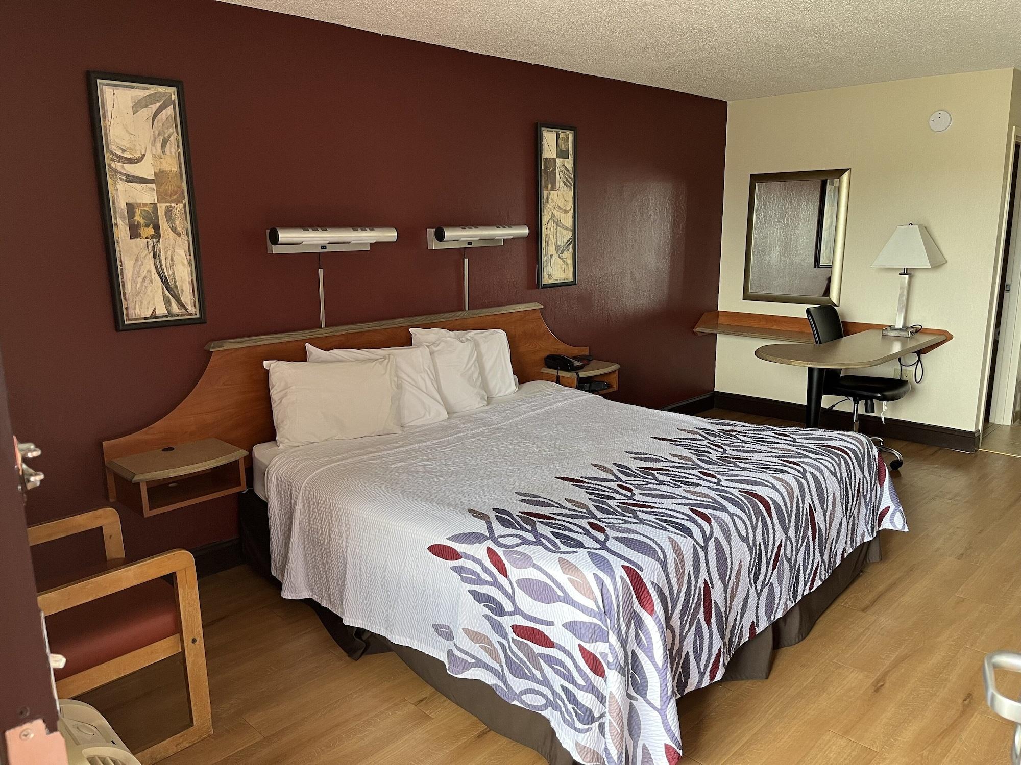 Red Roof Inn Virginia Beach-Norfolk Airport Exterior photo